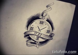 Фото тату: эскиз татуировки карманных часов с лентой, на которой указано время "11:08". Черно-белый рисунок с тенью.