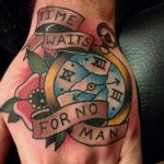 Фото ттату время (часы) 16.04.2019 №634 - tattoo time (hours) - tatufoto.com