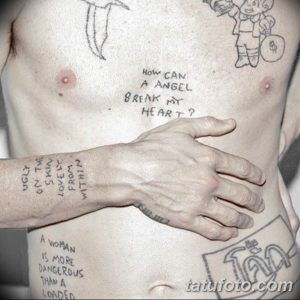 Фото тату с надписями на теле, включая фразу "How can a angel break my heart?" и другие эмоциональные высказывания.