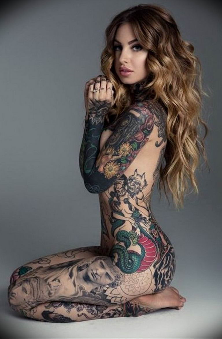 Фото девушка с татуировками 16.06.2019 № 046 - women with tattoo - tatufoto...