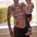 Фото Отец двух детей потратил 28000 на 250 тату 25.06.2019 №013 - tattoo - tatufoto.com