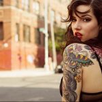 Фото девушка с татуировками 16.06.2019 №015 - women with tattoo - tatufoto.com