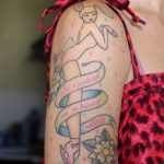 Фото девушка с татуировками 16.06.2019 №058 - women with tattoo - tatufoto.com