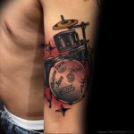 Фото тату в стиле музыки 15.06.2019 №006 - music style tattoos - tatufoto.com