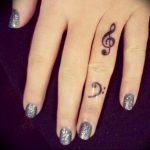 Фото тату знак музыки 15.06.2019 №040 - tattoo sign of music - tatufoto.com