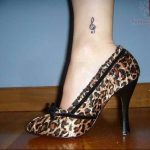Фото тату знак музыки 15.06.2019 №068 - tattoo sign of music - tatufoto.com