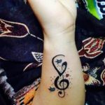Фото тату знак музыки 15.06.2019 №095 - tattoo sign of music - tatufoto.com