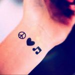 Фото тату любовь к музыке 15.06.2019 №044 - tattoo love of music - tatufoto.com