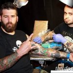 Фото тату мастер мужчина18.06.2019 №033 - tattoo master man - tatufoto.com