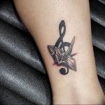 Фото тату музыка на руку 15.06.2019 №036 - tattoo music on his arm - tatufoto.com