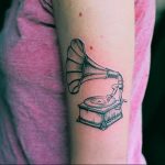 Фото тату музыка на руку 15.06.2019 №081 - tattoo music on his arm - tatufoto.com