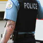 Фото человек с тату в униформе 16.06.2019 №025 - uniform and tattoo - tatufoto.com