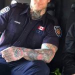 Фото человек с тату в униформе 16.06.2019 №032 - uniform and tattoo - tatufoto.com