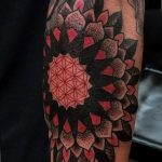 Фото черно красной тату 15.06.2019 №245 - black red tattoos photo - tatufoto.com