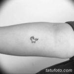 Фото маленькое тату лошадь 24.07.2019 №008 - small horse tattoo - tatufoto.com