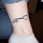 Фото тату белая лошадь 24.07.2019 №008 - white horse tattoo - tatufoto.com