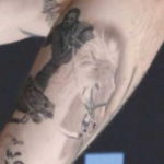 Фото тату белая лошадь 24.07.2019 №021 - white horse tattoo - tatufoto.com