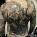 Фото тату лошади на спине 24.07.2019 №006 - horse tattoo on the back - tatufoto.com