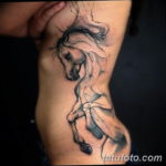 Фото тату лошадь для девушек 24.07.2019 №004 - horse tattoo for girls - tatufoto.com