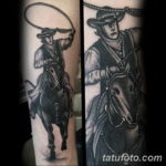 Фото тату лошадь для мужчин 24.07.2019 №046 - horse tattoo for men - tatufoto.com