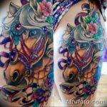 Фото тату лошадь на бедре 24.07.2019 №049 - horse tattoo on thigh - tatufoto.com