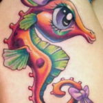 Фото тату лошадь на бедре 24.07.2019 №052 - horse tattoo on thigh - tatufoto.com