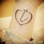 Фото тату лошадь на запястье 24.07.2019 №010 - horse tattoo on wrist - tatufoto.com