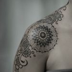 Фото тату орнамент на плече 10.07.2019 №041 - tattoo ornament on the shoul - tatufoto.com