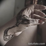 Фото тату феникс на руке 18.07.2019 №002 - tattoo phoenix on hand - tatufoto.com
