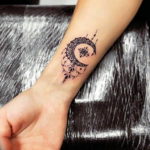 Фото красивые небольшие тату 12.08.2019 №038 - beautiful small tattoos - tatufoto.com