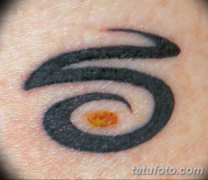 Фото красивые тату знаки 12.08.2019 №044 - beautiful tattoo signs - tatufoto.com