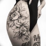 Фото красивые тату на бедре 12.08.2019 №033 - beautiful tattoos on the hip - tatufoto.com