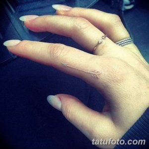 Фото красивые тату на пальцах 12.08.2019 №042 - beautiful finger tattoos - tatufoto.com