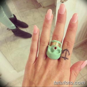 Фото красивые тату на пальцах 12.08.2019 №053 - beautiful finger tattoos - tatufoto.com