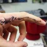 Фото красивые тату на пальцах 12.08.2019 №093 - beautiful finger tattoos - tatufoto.com
