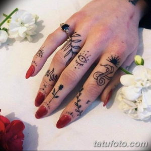 Фото красивые тату на пальцах 12.08.2019 №131 - beautiful finger tattoos - tatufoto.com