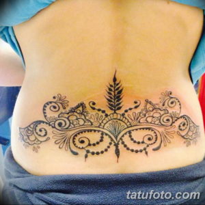 Фото красивые тату на пояснице 12.08.2019 №001 - tattoos on the lower back - tatufoto.com