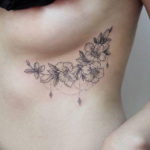 Фото красивые тату на ребрах 12.08.2019 №047 - beautiful tattoos on the ribs - tatufoto.com