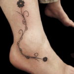 Фото красивые тату на щиколотке 12.08.2019 №045 - beautiful ankle tattoos - tatufoto.com