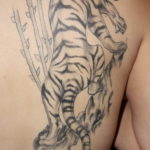 Фото красивые тату тигр 12.08.2019 №068 - beautiful tiger tattoos - tatufoto.com