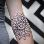 Фото красивые тату цветы 12.08.2019 №063 - beautiful tattoo flowers - tatufoto.com