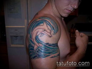 Фото пример тату океан на руке 13.08.2019 №018 - ocean tattoo on hand - tatufoto.com