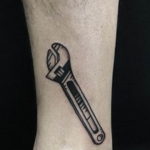 Фото тату гаечный ключ 21.08.2019 №019 - tattoo wrench - tatufoto.com