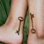 Фото тату ключ на ноге 21.08.2019 №023 - tattoo key on the leg - tatufoto.com