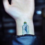 Фото тату океан на руке 13.08.2019 №012 - ocean tattoo on hand - tatufoto.com