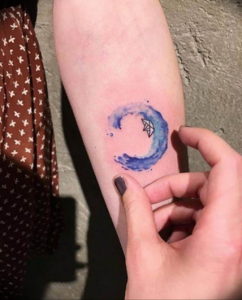 Фото тату океан на руке 13.08.2019 №023 - ocean tattoo on hand - tatufoto.com