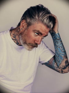 Фото тату океан на руке 13.08.2019 №031 - ocean tattoo on hand - tatufoto.com