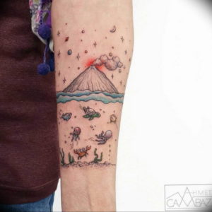 Фото тату океан на руке 13.08.2019 №035 - ocean tattoo on hand - tatufoto.com