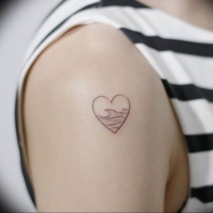 Фото тату сердце океана 13.08.2019 №010 - ocean heart tattoo - tatufoto.com