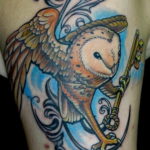 Фото тату сова с ключом 21.08.2019 №013 - owl tattoo with key - tatufoto.com